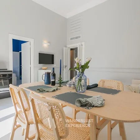 Wanderlust Experience Deco House *