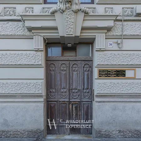 Wanderlust Experience Deco House Апартаменти