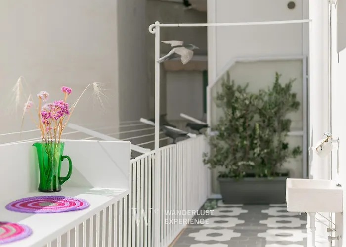 Апартаменти Wanderlust Experience Deco House