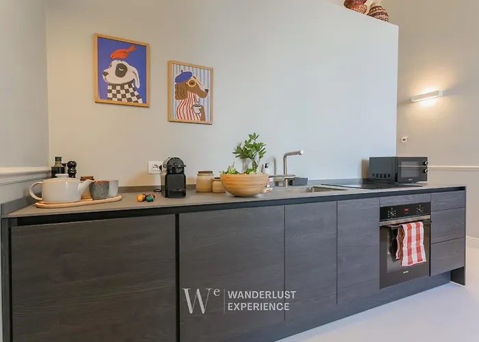 Wanderlust Experience Deco House