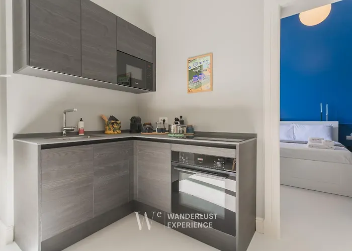 Апартаменти Wanderlust Experience Deco House *