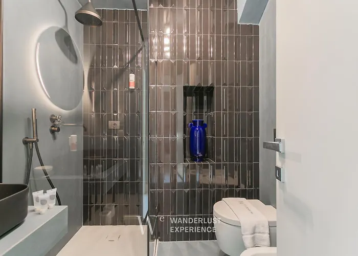 Wanderlust Experience Deco House