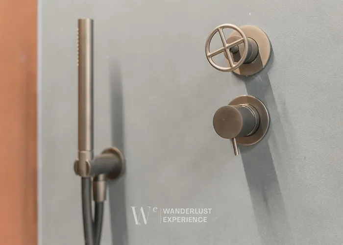 Wanderlust Experience Deco House